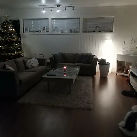 Dubble In Share Hause